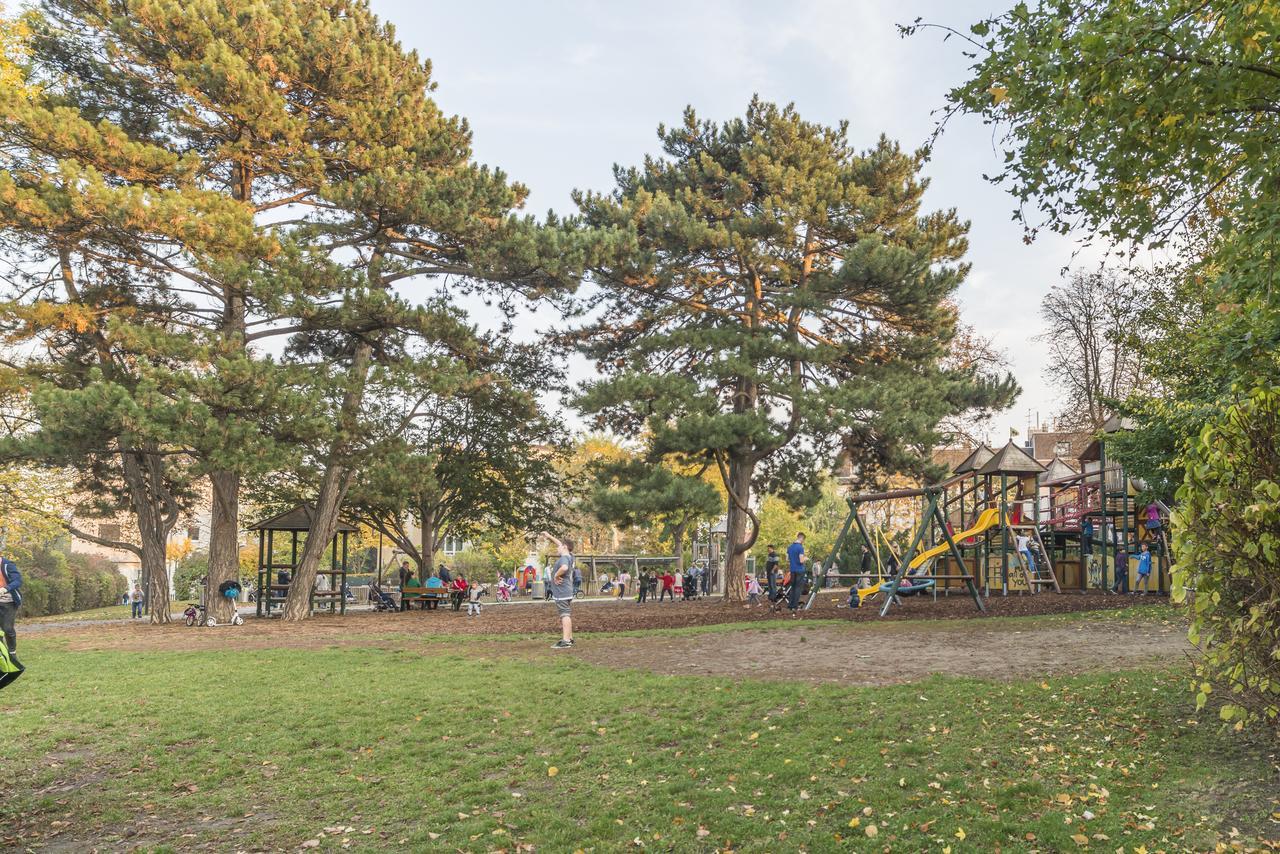 Silent Paradise Ober St Veit Vienna Exterior photo